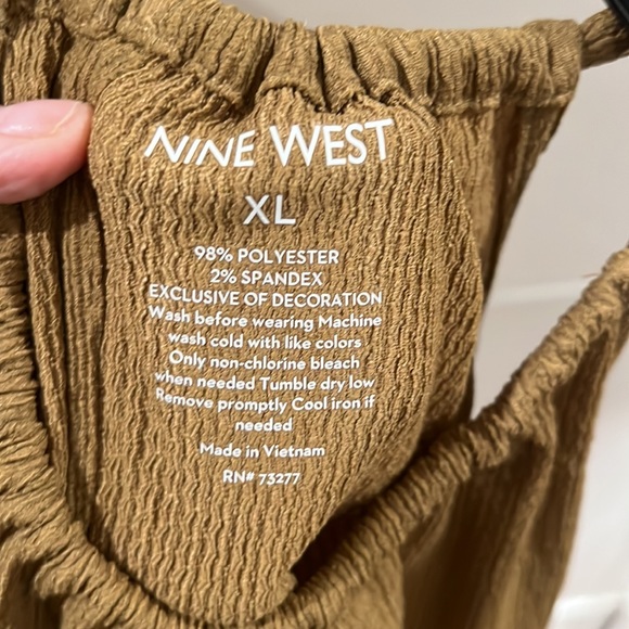 NEW NINE WEST HOLD PEPLUM HEM TANK TOP.  Size XL - Picture 5 of 7